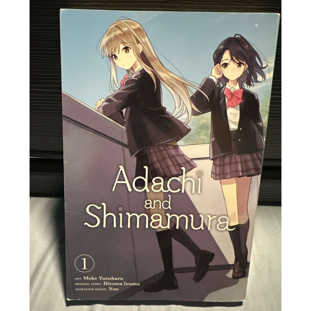 Adachi and Shimamura, Vol. 1 Manga - Mike Yuzuhara, Hitoma Iruma - Very Good